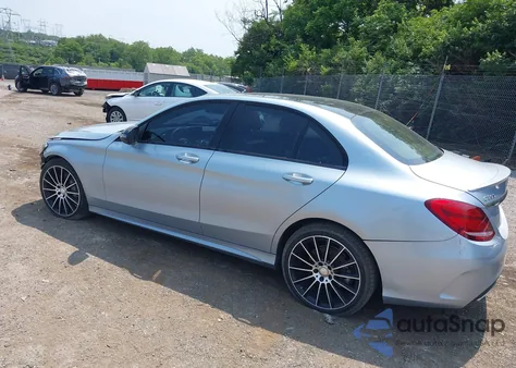 2016 Mercedes-Benz C 300 4Matic/Luxury 4Matic/Sport 4Matic из США, поврежденный, VIN 55SWF4KB5GU166944